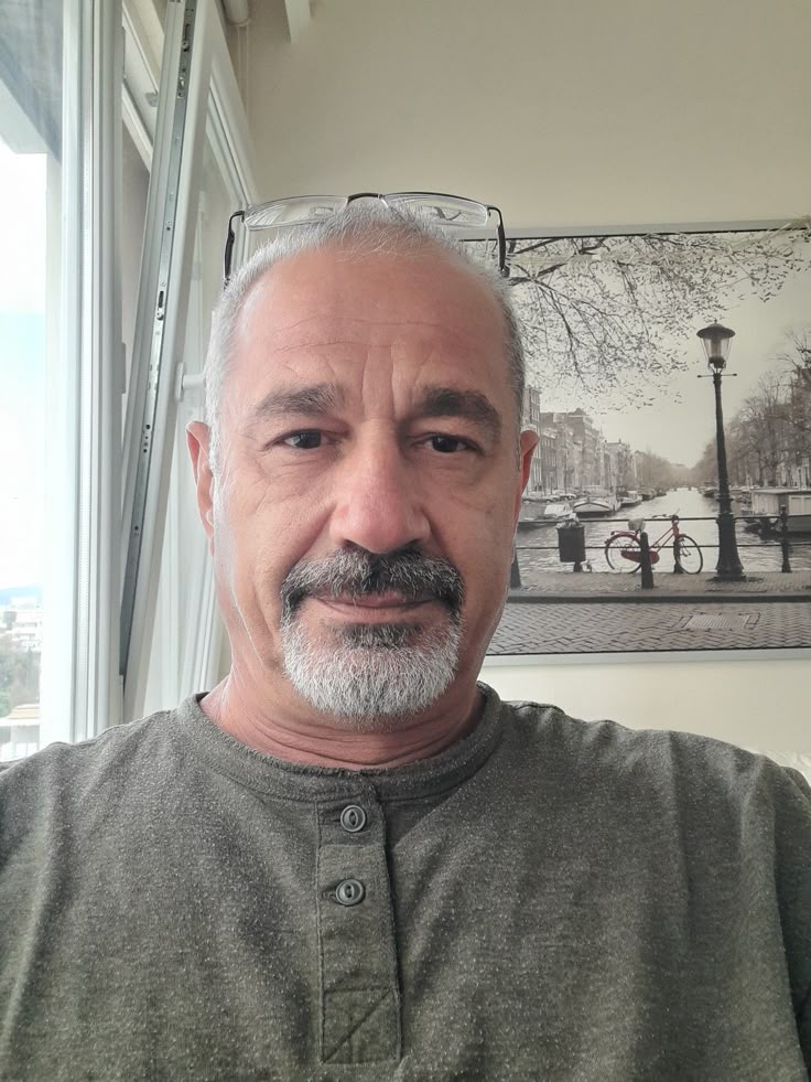 <em>Murat Y.</em>